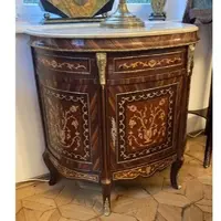Casa Padrino Barock Sideboard Braun Intarsien / Creme - Handgefertigter Barockstil Massivholz Schrank mit Marmorplatte - Wohnzimmer Möbel im Barockstil - Antik Stil Möbel - Barock Möbel