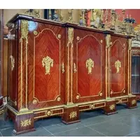 Casa Padrino Barock Schrank Braun / Gold / Creme - Barock Massivholz Wohnzimmer Sideboard mit 3 Türen - Barock Büro Schrank - Barock Möbel - Barock Einrichtung - Barockstil Wohnzimmer & Büro Möbel