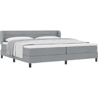 Syfax Boxspringbett mit Matratze Hellgrau 200 x 200 cm Stoff