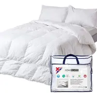 Homescapes Extra warme Winterbettdecke 200x200 cm – Entenfedern & Daunen, Wärmeklasse 5