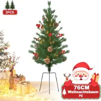 XMTECH 2xMini Weihnachtsbaum 76 cm PE – Mit Erdspieß, 30 LED-Lichter, Tannenzapfen & rote Beeren – Kleine Weihnachtsdeko für Zuhause, Tisch oder Kommode, Typ C