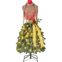 B2X Künstlicher Weihnachtsbaum in Schneiderpuppen Optik mit Abnehmbarem Schal & Roten Beeren