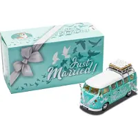 Hornby Volkswagen Campervan Just Married