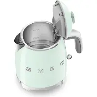 Smeg Mini-Wasserkocher im 50er-Jahre-Stil, pastellgrün, glänzend, KLF05PGEU