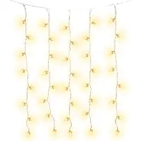 Spetebo 3.11 Sternenvorhang mit 40 warm weißen LED - ca. 60 x 80 cm - 5 Stränge mit Timer für Innen und Außen