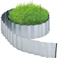 Relaxdays Rasenkante, 8 m, Beetbegrenzung aus Metall, verzinkt, flexibel, Umrandung für Rasen & Beet, 16 cm hoch, silber