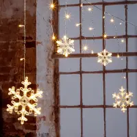 Spetebo LED Schneeflocken Vorhang - 60 warm weiße LED - ca. 210 x 68 cm