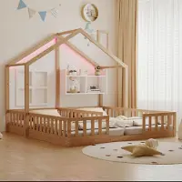 STILVORA Kinderbett 90×200 aus Holz mit LED-Beleuchtung und Sicherheitsgeländer, Doppelbett im Hausdesign mit Fenstern und Schornstein, Hausbett mit Ablageflächen und Lattenrost Holzfarbe