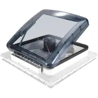 StarTech.com Wohnmobil/Wohnwagen Dachventilator - Fernbedienung - 3 Stufen Zu-/Abluft - Regensensor - 100–240V - Blau