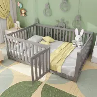 Fortuna Lai Kinderbett 140 x 200, Holzboden Bettrahmen mit Zaun und Tür, Grau (Alte SKUs:WF321564AAG)