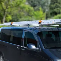 Omtec 3x Dachträger + Leiterhalter Set für Opel Vivaro 2001-2014 Lastanschläge Silber