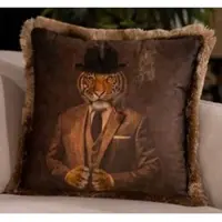 Casa Padrino Luxus Deko Kissen Gentleman Tiger Braun / Mehrfarbig 45 x 45 cm - Bedrucktes Samt Kissen mit Fransen - Luxus Qualität