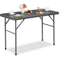 Relaxdays Gartentisch, klappbar, HBT: 74 x 121,5 x 61 cm, Rattanoptik, Kunststoff, Stahl, wetterfester Balkontisch, grau