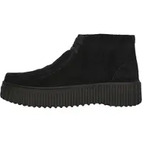 Clarks Schnürschuh "Torhill Moss Black" mit markanter, gerippter Sohle