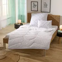 TRAUMSCHLAF Nature Kamelhaardecke extra leicht, Füllung: 100% Kamelhaar 200x220 cm