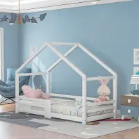 STILVORA Bettgestell 90x200 mit Schornstein&Rausfallschutz,Kinderbett mit Dach&Lattenrost,Holzbett in Hausform,Weiß(ohne Matratze)