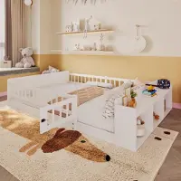 Merax Kinderbett 140x200 cm, Bodenbett, Kiefernholz, mit offenem Stauraum, Regalen, Zauntür, Holzbett, Weiß