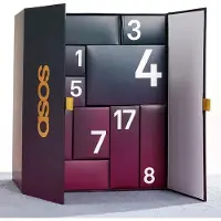 ASOS Fraue Adventskalender 2025 – Gesicht, Körper r 26-tlg Beauty-Advent Kalender mit Hautpflege, Make-up, Damen & Mädchen ( Wert 400 )