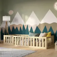 Crazy Pine Kinderbett 120x190 cm – Natürlichem Holz - Montessori Bodenbett mit Rausfallschutz 40cm und Öffnbarer Barriere - Crazy Johnny