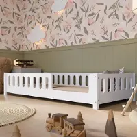 Crazy Pine Kinderbett 100x200 cm – Weißes Montessori Bodenbett aus MDF – Kleinkindbett mit Abgerundeten Kanten, Einstieg rechts – Crazy Ethan