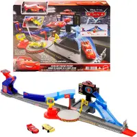 Mattel Disney Pixar Cars Piston Cup Stunt-Rennstrecke Spielset mit Lightning McQueen-Spielzeugauto, Rennauto- & Schienen-Set, 4 Jahr(e), Kunststoff, Mehrfarbig