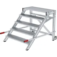 MUNK Günzburger Steigtechnik MUNK Arbeitspodest fahrbar Aluminium geriffelt 1000mm Stufenbreite 5 Stufen