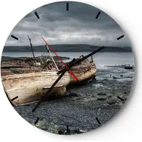 ARTTOR Wanduhr - Rund - Glasuhr - Boot Wrack Ufer - 30x30cm - Schleichendes Uhrwerk - Lautlos - zum Aufhängen bereit - Dekoration Modern - Wanddekoration aus Glas - C3AR30x30-3810