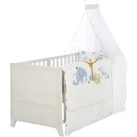 Roba Komplettbettset Savanna Friends - Babybett 70 x 140 cm aus Holz inkl. Matratze, Bettwäsche, Himmel & Himmelstange - Mitwachsend ab 6 Monate