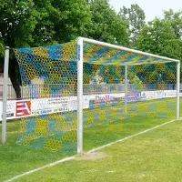 Sport-Thieme Großfeld-Fußballtor in Bodenhülsen stehend, mit freier Netzaufhängung, Alu, Mattsilber eloxiert , Integrale Netzbefestigung