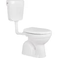 BELVIT Dusch WC mit Bidet Funktion – Standtoilette aus Sanitärkeramik mit Taharet, Hygienedusche, senkrechtem Abgang, Spülkasten und Softclose WC-Deckel
