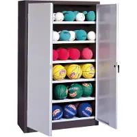 C+P Ballschrank mit Vollblech-Flügeltüren (Typ 3), HxBxT: 195x120x50 cm, Lichtgrau (RAL 7035), Ergo-Lock Muldengriff, Anthrazit (RAL 7021), Gleichschließung
