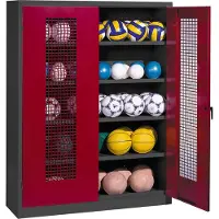 C+P Ballschrank mit Lochblech-Flügeltüren (Typ 3), HxBxT 195x150x50 cm, Ergo-Lock Muldengriff, Rubinrot (RAL 3003), Anthrazit (RAL 7021), Einzelschließung