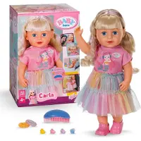 Zapf Carla hat langes, hochwertiges Haar und bringt 7 Accessoires zum Stylen mit.