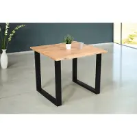 Casa Massiva Baumkantentisch 80 x 80 cm Dana, massiver Esstisch Eiche, Esszimmertisch mit U-Gestell aus Metall Schwarz, echte Baumkante, pflegeleichter Holztisch