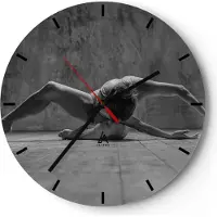 ARTTOR Wanduhr - Rund - Glasuhr - Tanz Schwarzweiß Frau - 40x40cm - Schleichendes Uhrwerk - Lautlos - zum Aufhängen bereit - Dekoration Modern - Wanddekoration aus Glas - C3AR40x40-4352
