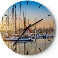 ARTTOR Wanduhr - Rund - Glasuhr - Katamaran Yacht Anker Ankerplatz - 30x30cm - Schleichendes Uhrwerk - Lautlos - zum Aufhängen bereit - Dekoration Modern - Wanddekoration aus Glas - C3AR30x30-3162