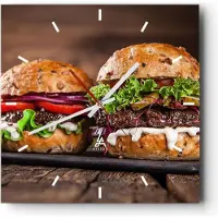 ARTTOR Wanduhr - Quadrat - Glasuhr - Amerikaner Hamburger Essen Barbecue - 30x30cm - Schleichendes Uhrwerk - Lautlos - zum Aufhängen bereit - Dekoration Modern - Wanddekoration aus Glas - C3AC30x30-2869