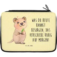 Mr. & Mrs. Panda Mäppchen Quokka Happy - Gelb Pastell - Geschenk, Schlampermäppchen, Lustiger Spruch, Federtasche, Dinge Erledigen, Lustige Sprüche, Malmappe, Federmappe