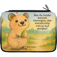 Mr. & Mrs. Panda Federmäppchen Quokka Happy Design - Weiß - Geschenk, Niedliches Tier, Schüleretui, Bleistiftetui, Schulmäppchen, Lustiger Spruch, Verschieben, Mäppchen