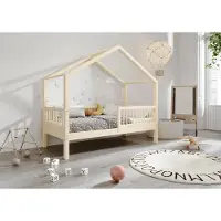 TIMBEE MURLO Hausbett Kinderbett 90x200 cm mit Rausfallschutz Lattenrost Naturholz Kiefer Holzbett Beinhöhe 23 cm
