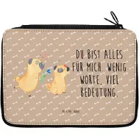Mr. & Mrs. Panda Malmappe Mops Verliebt - Hundeglück - Geschenk, Hund, Knuffig, Federmappe, Federmäppchen, Möpse, Pure Liebe, Bleistiftetui, Stiftemappe, Sprüche, Etui