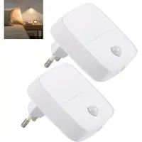 Slyrun 2er Set LED Nachtlicht mit Bewegungsmelder, Steckdose, warmweiß dimmbar, PIR Sensor, Dämmerungssensor, Auto Ein/Aus, Flur Treppe Schlafzimmer