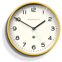 Newgate Number Three Echo Wanduhr in Gelb