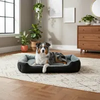 Belviona Hundebett mit kuscheligem Wendekissen, pflegeleicht & rutschfest, gemütlicher Schlafplatz, 90x70 cm, schwarz/grau