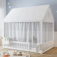 Flieks Kinderbett Hausbett 140x200cm mit Vorhang und Tür, Bodenbett Doppelbett mit Ablage und Rausfallschutz, Kinder Holzbett Weiß