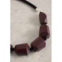 White Stuff Carnation Beaded Necklace Dark Plum Größe: OS | Halsketten Outlet | Herren | Magenta