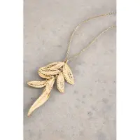 White Stuff Ally Leaf Pendant Necklace Gold Tone Metallic Größe: OS | Halsketten Outlet | Damen | Gelb