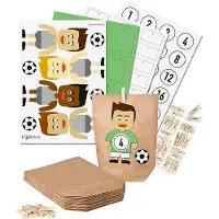 Itenga Basteladventskalender Fußballer Trikot grün Hose weiß + Sticker weiß