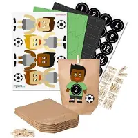 Itenga Basteladventskalender Fußballer Trikot grün Hose schwarz Sticker schwarz