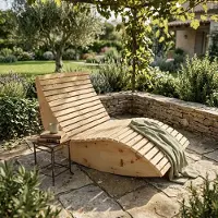 TUGA-Holztech Holzliege Wellenliege Waldsofa Gartenliege "Schaukel-Sannerl" (Zirbe) Breite 140cm Schaukelliege Relaxliege Himmelsliege